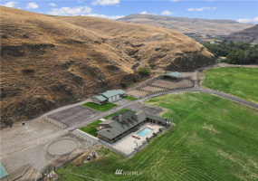 4031 Asotin Creek, Asotin, Washington 99402, ,Residential,For Sale,Asotin Creek,NWM1829072