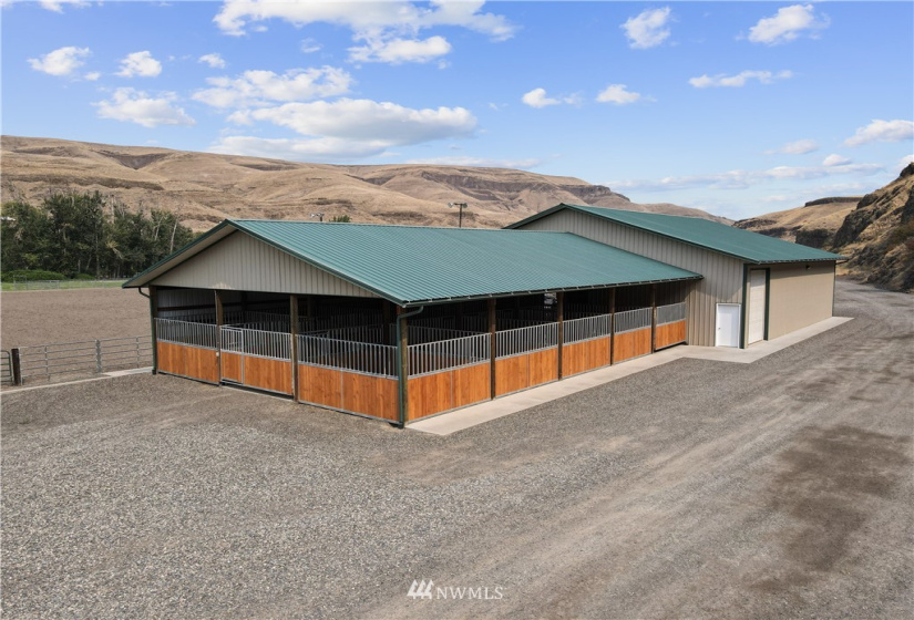 4031 Asotin Creek, Asotin, Washington 99402, ,Residential,For Sale,Asotin Creek,NWM1829072