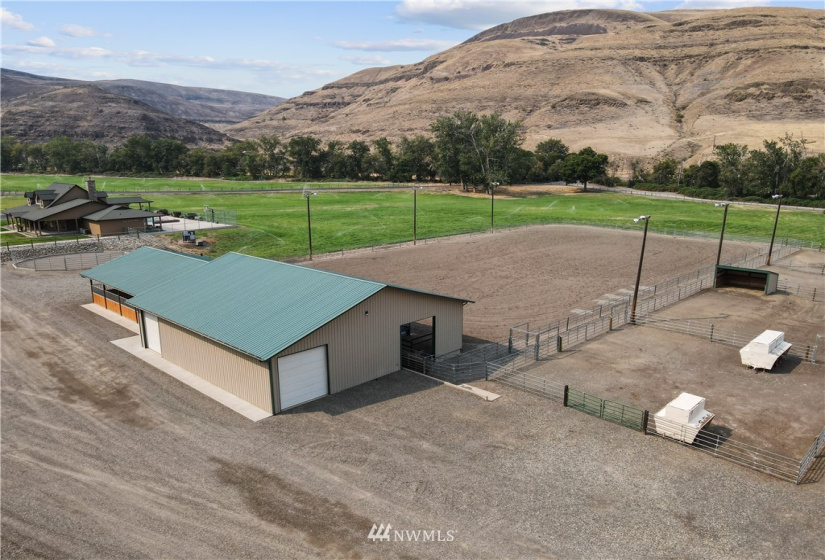 4031 Asotin Creek, Asotin, Washington 99402, ,Residential,For Sale,Asotin Creek,NWM1829072