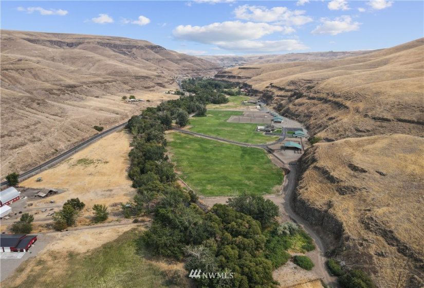 4031 Asotin Creek, Asotin, Washington 99402, ,Residential,For Sale,Asotin Creek,NWM1829072