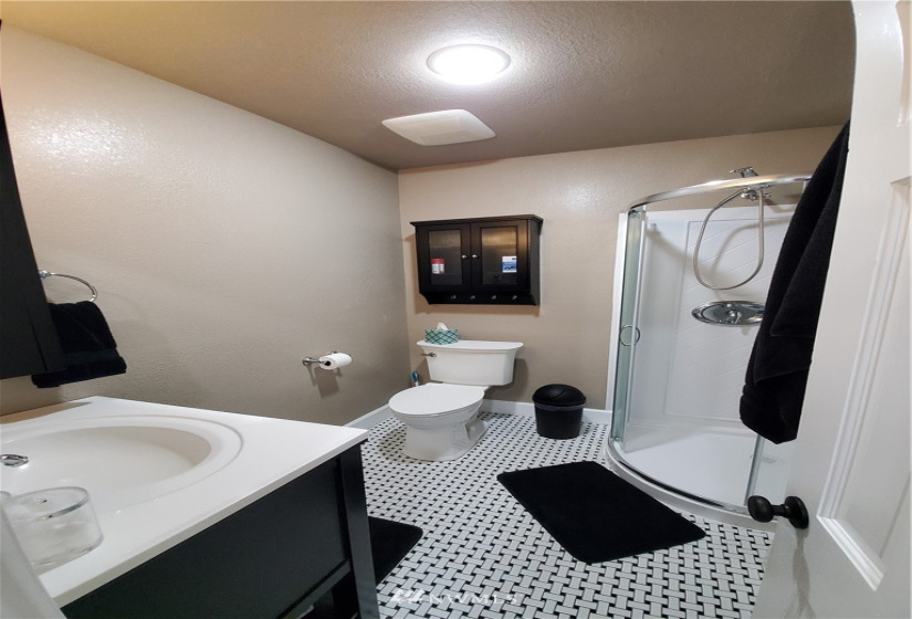 9830 Dekoven, Lakewood, Washington 98499, 5 Bedrooms Bedrooms, ,2 BathroomsBathrooms,Residential,For Sale,Dekoven,NWM1828487