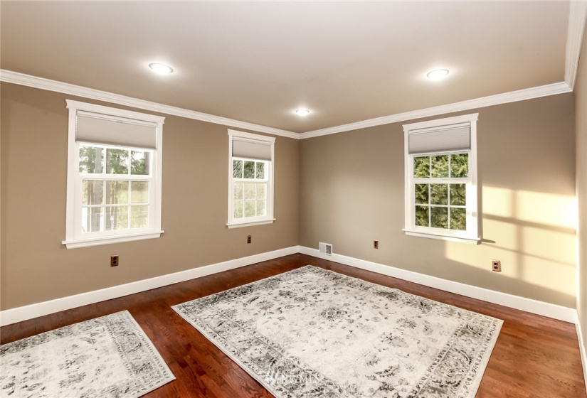 9830 Dekoven, Lakewood, Washington 98499, 5 Bedrooms Bedrooms, ,2 BathroomsBathrooms,Residential,For Sale,Dekoven,NWM1828487