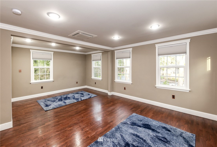 9830 Dekoven, Lakewood, Washington 98499, 5 Bedrooms Bedrooms, ,2 BathroomsBathrooms,Residential,For Sale,Dekoven,NWM1828487