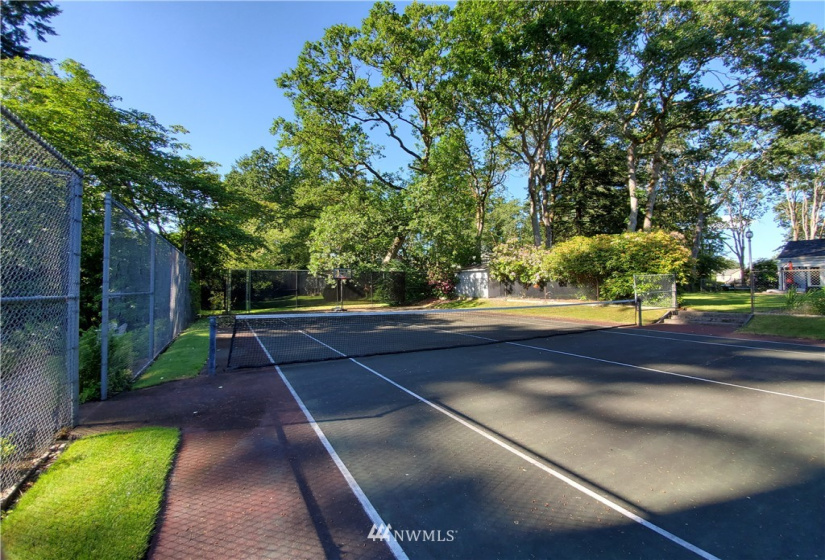 9830 Dekoven, Lakewood, Washington 98499, 5 Bedrooms Bedrooms, ,2 BathroomsBathrooms,Residential,For Sale,Dekoven,NWM1828487