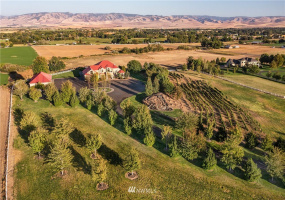 186 Brickwood Dr, Walla Walla, Washington 99362, 4 Bedrooms Bedrooms, ,4 BathroomsBathrooms,Residential,For Sale,Brickwood,Brickwood Dr,NWM1825363