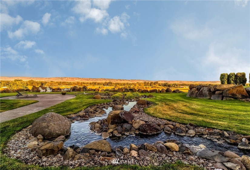 186 Brickwood Dr, Walla Walla, Washington 99362, 4 Bedrooms Bedrooms, ,4 BathroomsBathrooms,Residential,For Sale,Brickwood,Brickwood Dr,NWM1825363