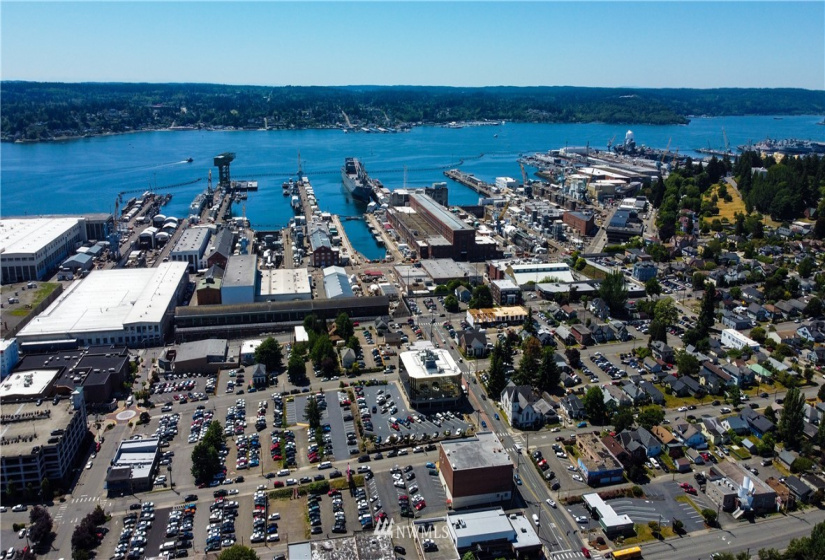 8165 8th st, Bremerton, Washington 98337, ,Commercial Sale,For Sale,8th st,NWM1828590