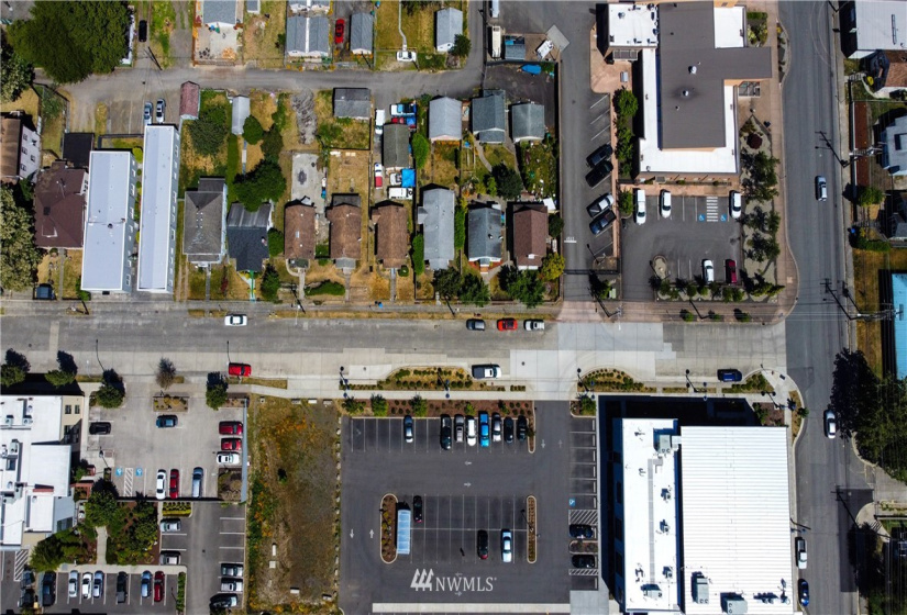 8165 8th st, Bremerton, Washington 98337, ,Commercial Sale,For Sale,8th st,NWM1828590