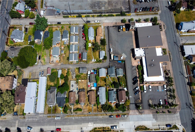 818 8th st, Bremerton, Washington 98337, ,Residential Income,For Sale,Lunds D Addn To Bremerton,8th st,NWM1828547