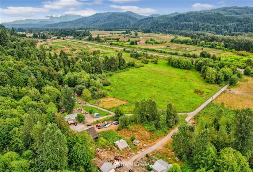 21611 SR 2, Monroe, Washington 98272, 3 Bedrooms Bedrooms, ,1 BathroomBathrooms,Residential,For Sale,SR 2,NWM1829209