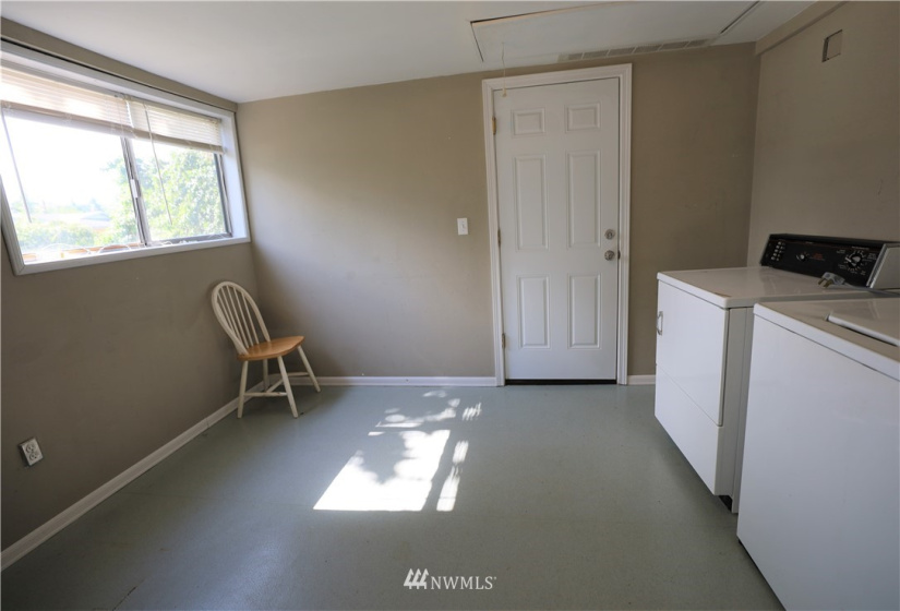 832 4th, Cosmopolis, Washington 98537, 4 Bedrooms Bedrooms, ,2 BathroomsBathrooms,Residential,For Sale,4th,NWM1828780