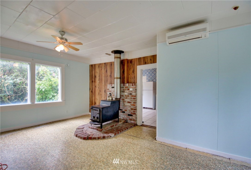 16603 West Kamb, Mount Vernon, Washington 98273, 4 Bedrooms Bedrooms, ,2 BathroomsBathrooms,Residential,For Sale,West Kamb,NWM1828991