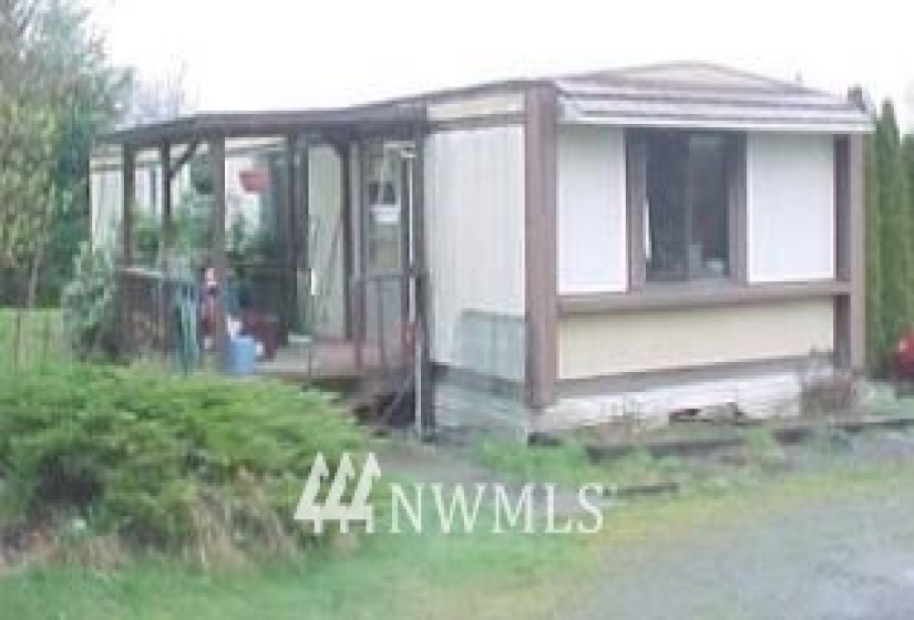 21611 SR 2, Monroe, Washington 98272, 3 Bedrooms Bedrooms, ,1 BathroomBathrooms,Farm,For Sale,SR 2,NWM1829712