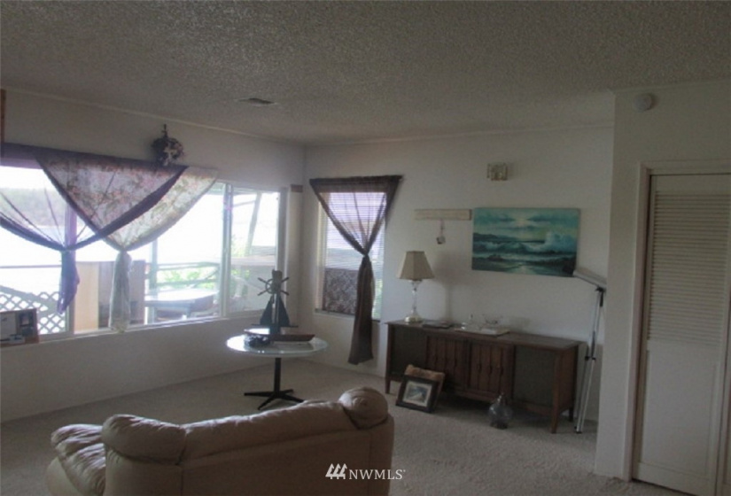 10103 Mariner, Olympia, Washington 98502, 2 Bedrooms Bedrooms, ,1 BathroomBathrooms,Residential,For Sale,Carlyon Beach Country Club,Mariner,NWM1829475