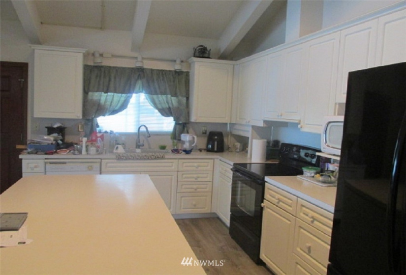 10103 Mariner, Olympia, Washington 98502, 2 Bedrooms Bedrooms, ,1 BathroomBathrooms,Residential,For Sale,Carlyon Beach Country Club,Mariner,NWM1829475