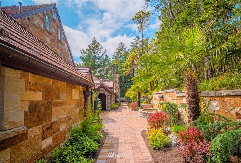 995 Deer Point, Orcas Island, Washington 98279, 5 Bedrooms Bedrooms, ,6 BathroomsBathrooms,Residential,For Sale,Deer Point,NWM1829211