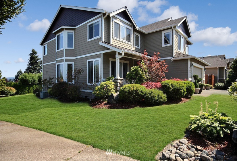 8303 69th, Puyallup, Washington 98371, 5 Bedrooms Bedrooms, ,2 BathroomsBathrooms,Residential,For Sale,Belmont Div Two,69th,NWM1830646