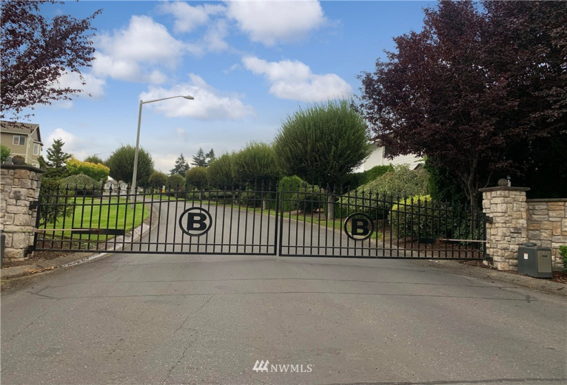 8303 69th, Puyallup, Washington 98371, 5 Bedrooms Bedrooms, ,2 BathroomsBathrooms,Residential,For Sale,Belmont Div Two,69th,NWM1830646