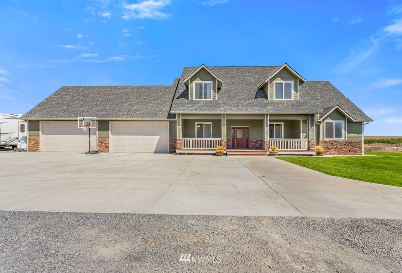 5024 McConihe, Moses Lake, Washington 98837, 7 Bedrooms Bedrooms, ,4 BathroomsBathrooms,Residential,For Sale,RANCHLAND ESTATES PHASE 1,McConihe,NWM1830292