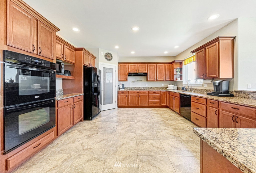 5024 McConihe, Moses Lake, Washington 98837, 7 Bedrooms Bedrooms, ,4 BathroomsBathrooms,Residential,For Sale,RANCHLAND ESTATES PHASE 1,McConihe,NWM1830292