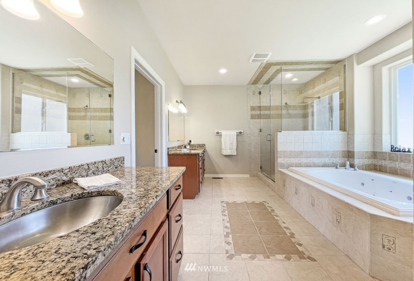 5024 McConihe, Moses Lake, Washington 98837, 7 Bedrooms Bedrooms, ,4 BathroomsBathrooms,Residential,For Sale,RANCHLAND ESTATES PHASE 1,McConihe,NWM1830292