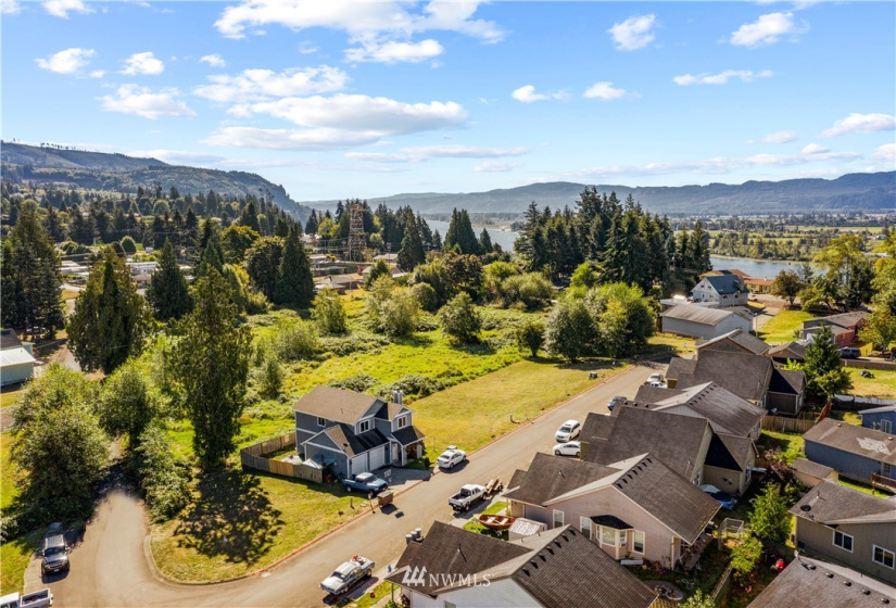 100 Glengate, Cathlamet, Washington 98612, ,Land,For Sale,Glengate,NWM1830389
