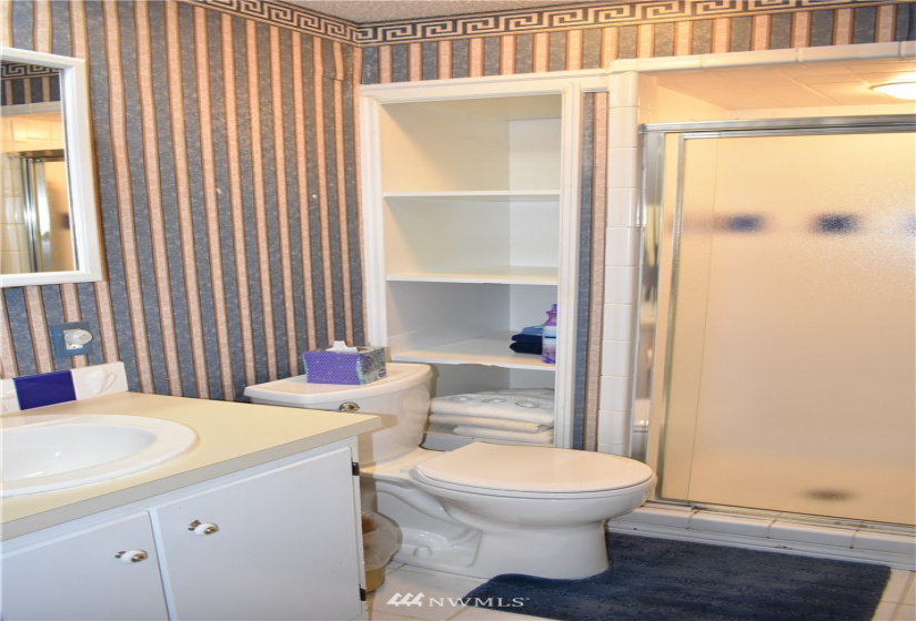 1427 100th, Everett, Washington 98204, 3 Bedrooms Bedrooms, ,1 BathroomBathrooms,Manufactured In Park,For Sale,100th,NWM1830923