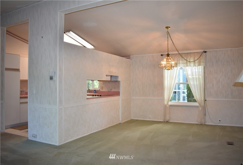 1427 100th, Everett, Washington 98204, 3 Bedrooms Bedrooms, ,1 BathroomBathrooms,Manufactured In Park,For Sale,100th,NWM1830923