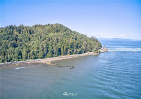 128 State Route 101, Chinook, Washington 98614, ,Land,For Sale,State Route 101,NWM1828891