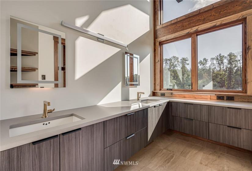 3807 Old Lewis River, Woodland, Washington 98674, 3 Bedrooms Bedrooms, ,2 BathroomsBathrooms,Residential,For Sale,Old Lewis River,NWM1830649