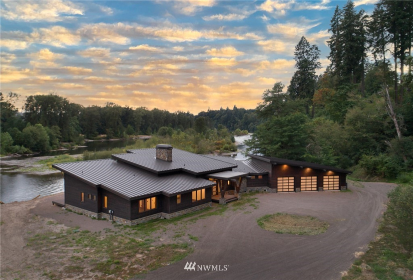 3807 Old Lewis River, Woodland, Washington 98674, 3 Bedrooms Bedrooms, ,2 BathroomsBathrooms,Residential,For Sale,Old Lewis River,NWM1830649