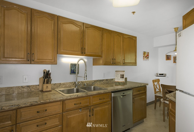 1822 152nd, Bellevue, Washington 98007, 3 Bedrooms Bedrooms, ,1 BathroomBathrooms,Residential,For Sale,Silver Glen,152nd,NWM1829715