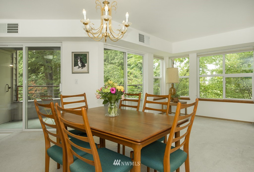 1822 152nd, Bellevue, Washington 98007, 3 Bedrooms Bedrooms, ,1 BathroomBathrooms,Residential,For Sale,Silver Glen,152nd,NWM1829715