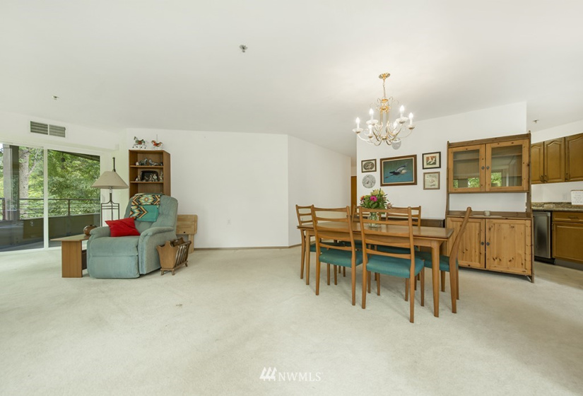 1822 152nd, Bellevue, Washington 98007, 3 Bedrooms Bedrooms, ,1 BathroomBathrooms,Residential,For Sale,Silver Glen,152nd,NWM1829715