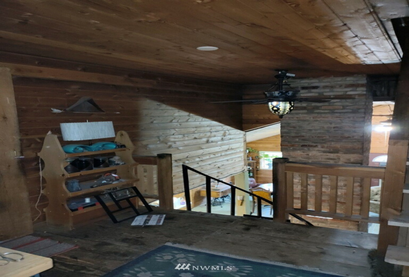 57 Slippery Hill, Republic, Washington 99166, 3 Bedrooms Bedrooms, ,1 BathroomBathrooms,Residential,For Sale,Slippery Hill,NWM1831147