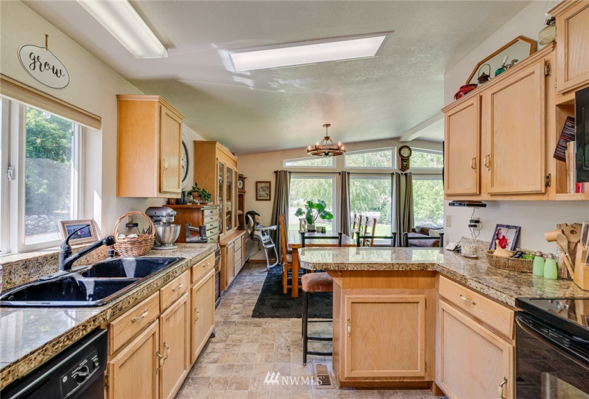 7259 Entiat River Road, Entiat, Washington 98822, 3 Bedrooms Bedrooms, ,2 BathroomsBathrooms,Manufactured In Park,For Sale,Entiat River Road,NWM1831579