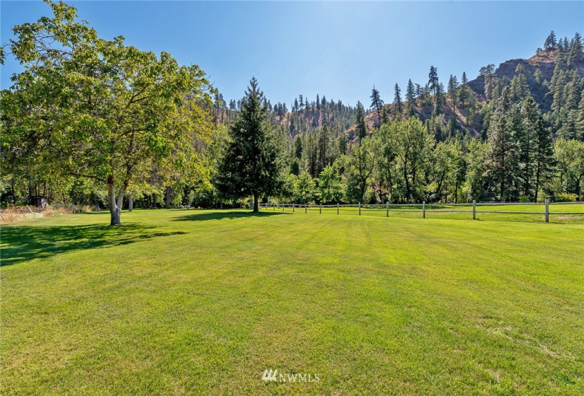 7259 Entiat River Road, Entiat, Washington 98822, 3 Bedrooms Bedrooms, ,2 BathroomsBathrooms,Manufactured In Park,For Sale,Entiat River Road,NWM1831579
