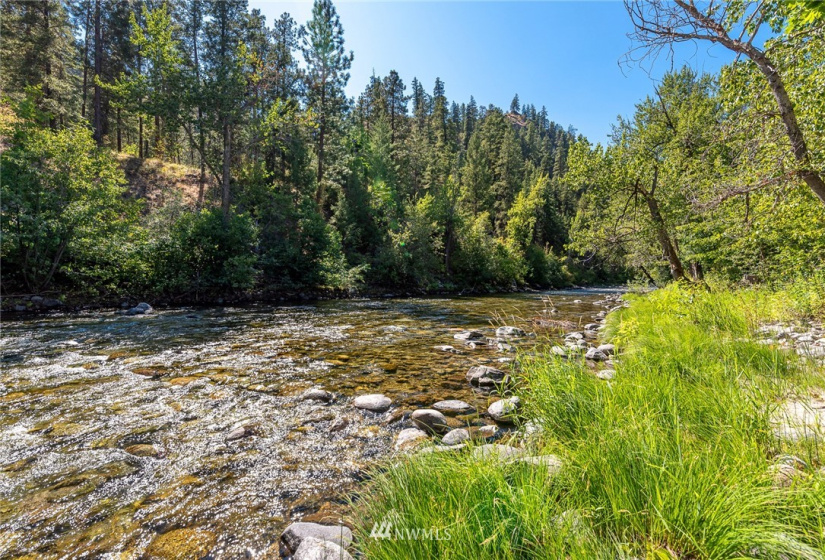 7259 Entiat River Road, Entiat, Washington 98822, 3 Bedrooms Bedrooms, ,2 BathroomsBathrooms,Manufactured In Park,For Sale,Entiat River Road,NWM1831579