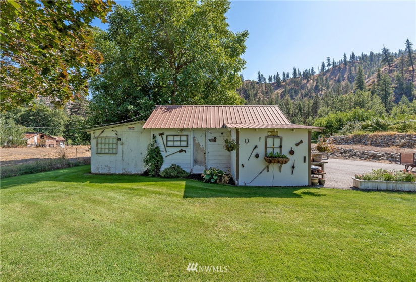 7259 Entiat River Road, Entiat, Washington 98822, 3 Bedrooms Bedrooms, ,2 BathroomsBathrooms,Manufactured In Park,For Sale,Entiat River Road,NWM1831579