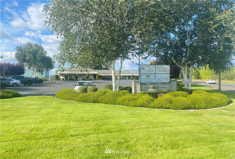 1611 Kresky, Centralia, Washington 98531, ,Commercial Sale,For Sale,Kresky,NWM1830900