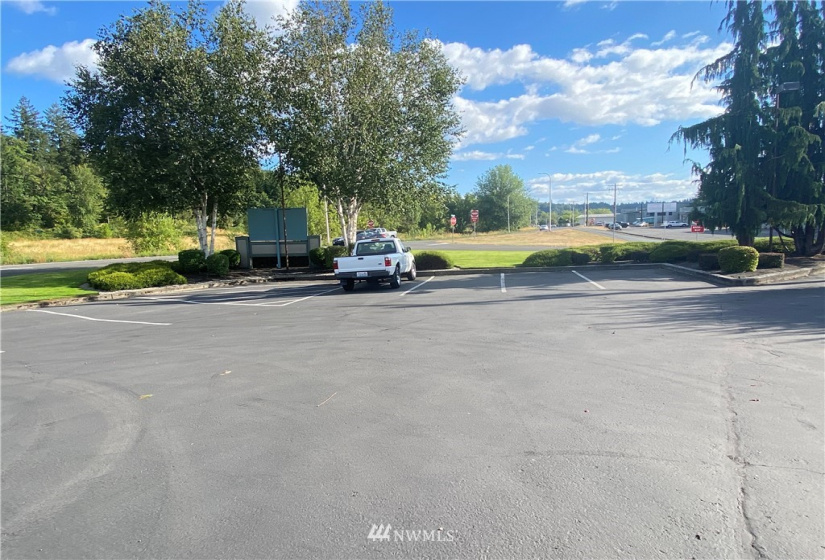 1611 Kresky, Centralia, Washington 98531, ,Commercial Sale,For Sale,Kresky,NWM1830900