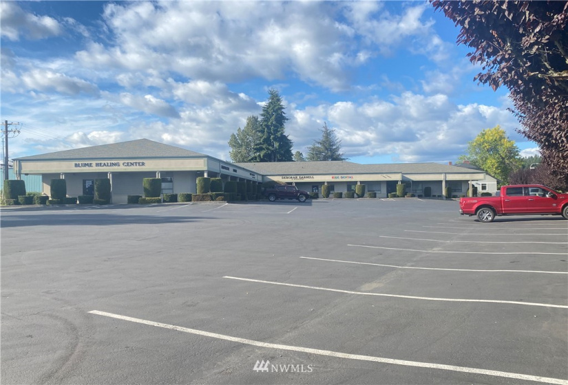 1611 Kresky, Centralia, Washington 98531, ,Commercial Sale,For Sale,Kresky,NWM1830900