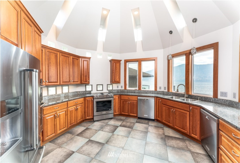 11 Sunny Shores, Manson, Washington 98831, 4 Bedrooms Bedrooms, ,3 BathroomsBathrooms,Residential,For Sale,SP 2003-104,Sunny Shores,NWM1830362