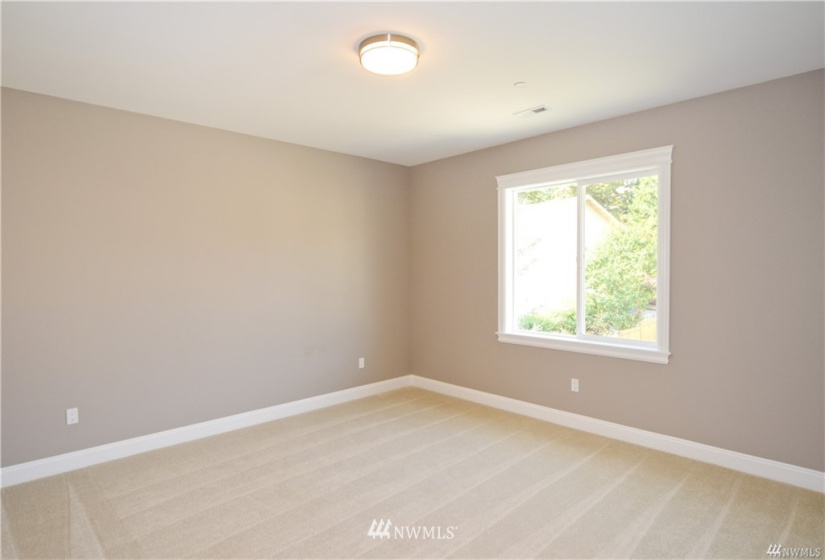 4768 146th, Tukwila, Washington 98168, 5 Bedrooms Bedrooms, ,5 BathroomsBathrooms,Residential,For Sale,146th,NWM1831843