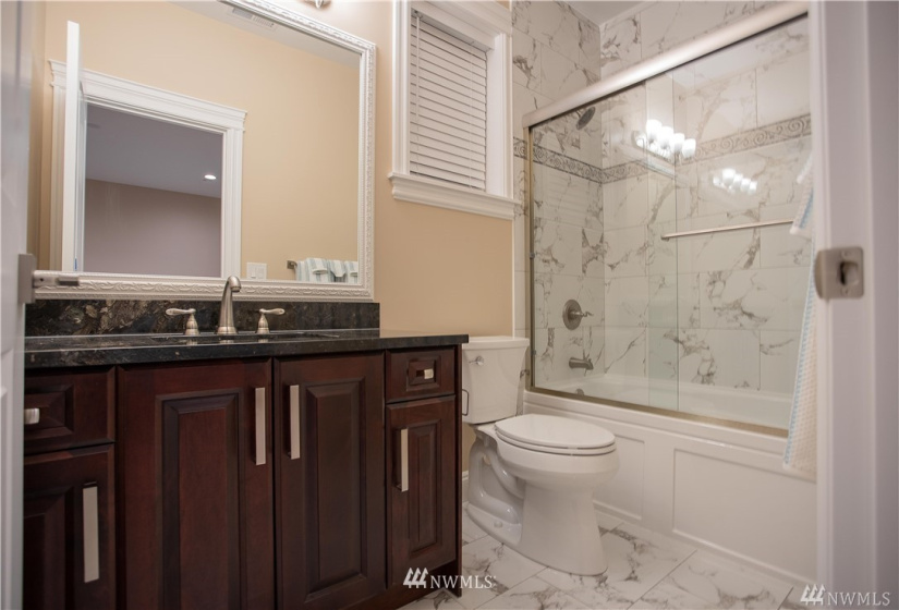 4768 146th, Tukwila, Washington 98168, 5 Bedrooms Bedrooms, ,5 BathroomsBathrooms,Residential,For Sale,146th,NWM1831843