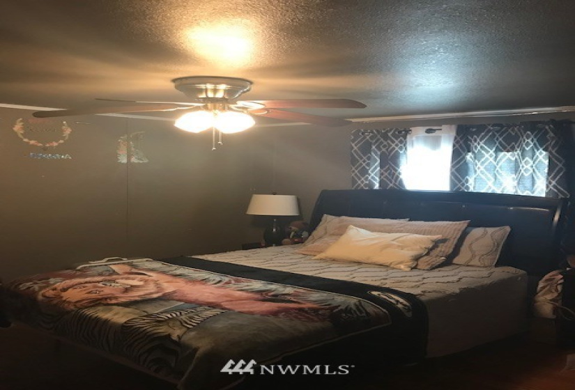 511 Van Well, East Wenatchee, Washington 98802, ,Residential,For Sale,Van Well,NWM1816465