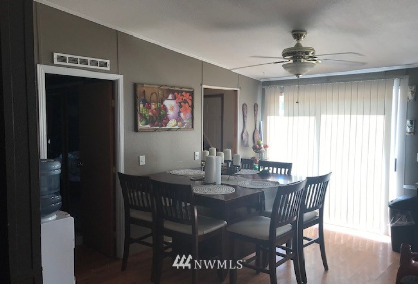 511 Van Well, East Wenatchee, Washington 98802, ,Residential,For Sale,Van Well,NWM1816465