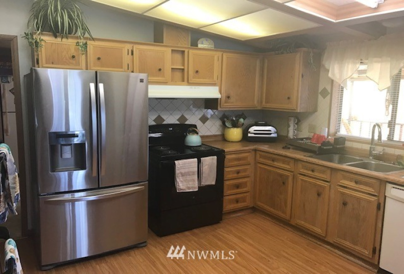 511 Van Well, East Wenatchee, Washington 98802, ,Residential,For Sale,Van Well,NWM1816465