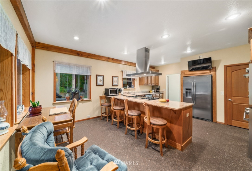 31405 94th, Eatonville, Washington 98328, 4 Bedrooms Bedrooms, ,3 BathroomsBathrooms,Residential,For Sale,94th,NWM1825502