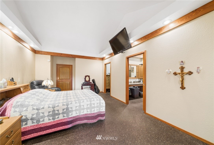 31405 94th, Eatonville, Washington 98328, 4 Bedrooms Bedrooms, ,3 BathroomsBathrooms,Residential,For Sale,94th,NWM1825502